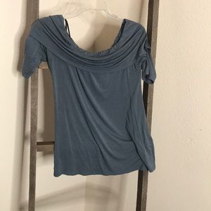 Over the shoulder three quarter length shirt